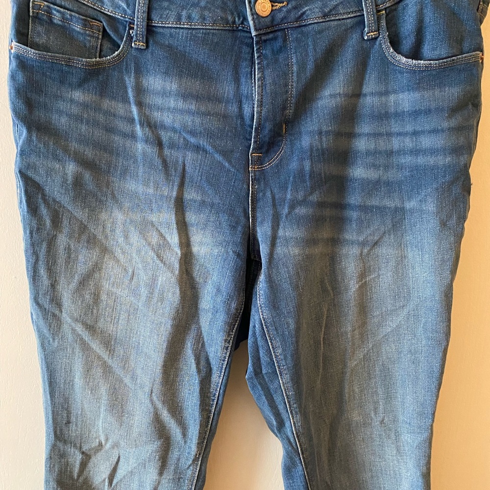 Light Wash High Rise Skinny Jeans
